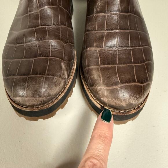 MADEWELL The Ivy Chelsea Boot Croc Embossed Leather Lug Sole Womens Sz 5.5 MA428 - Picture 10 of 11